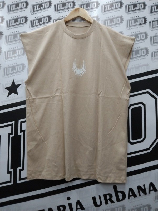 Producto - MUSCULOSA OVER ANGELS BEIGE