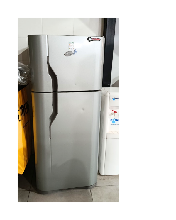 Producto - Heladera con freezer Gafa Cíclica - Poco uso