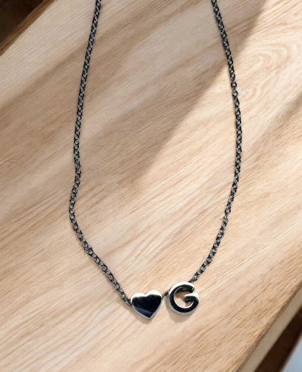 Producto - Collar inicial G corazon