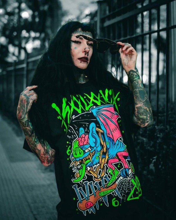 Producto - remera vamp