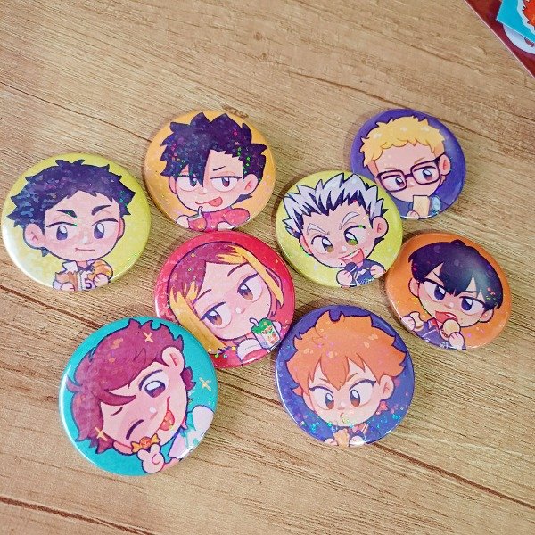 Producto - HAIKYUU pines -holo-