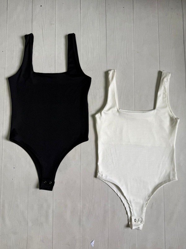 Producto - [6631] Body escote cuadrado microfibra