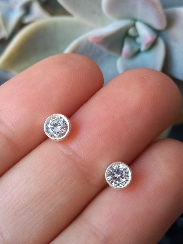 Producto - Aro Círculo cubic 4mm