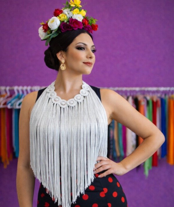 Producto - COLLAR CORCULOS DE FLECOS DE SEDA BLANCO