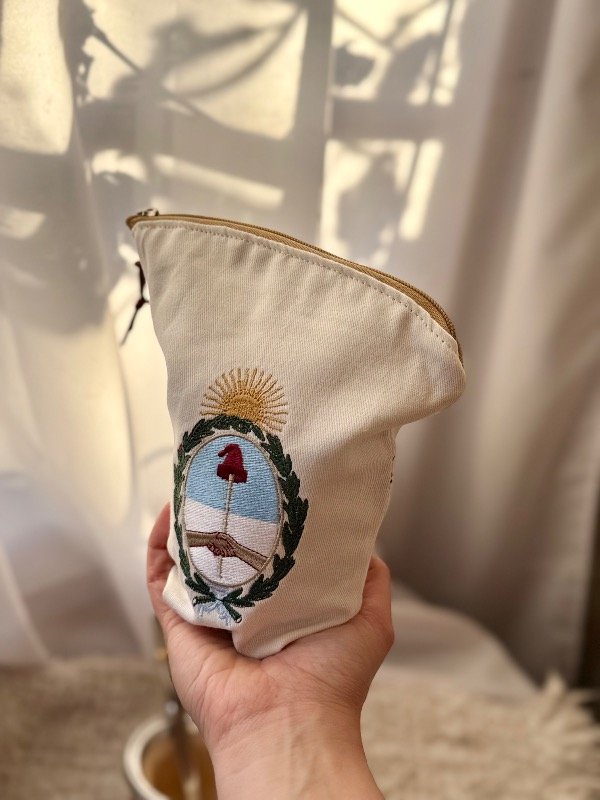 Producto - Yerbera Escudo - Blanco