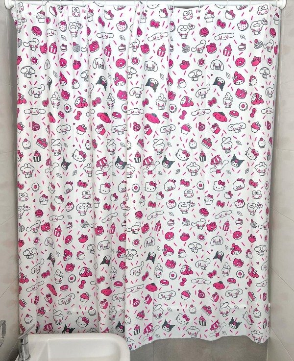 Producto - Cortina de baño Sanrio