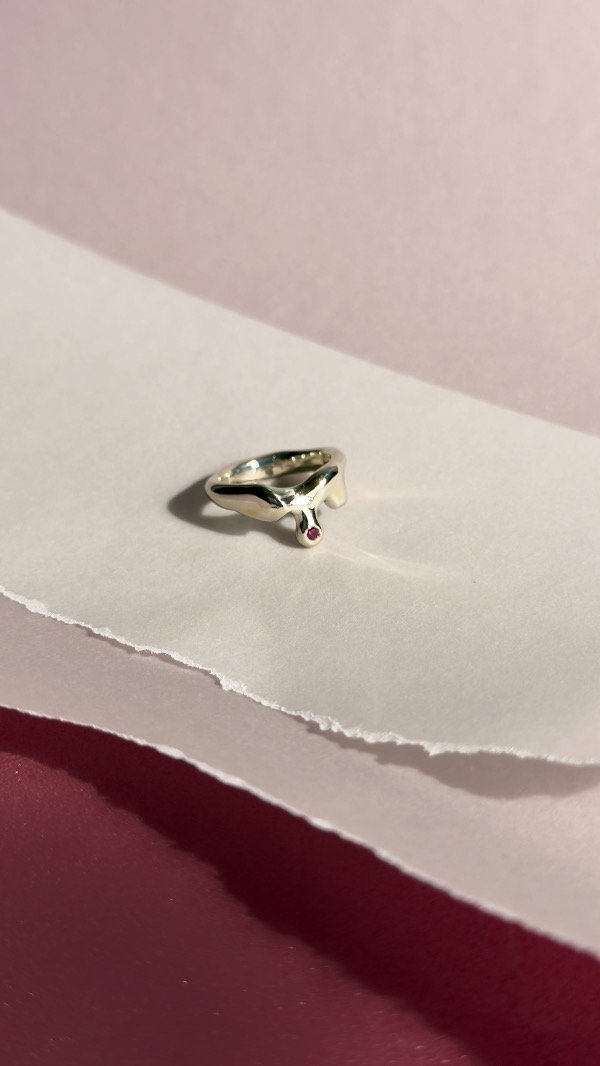 Producto - Anillo alpaca gota piedra cubic