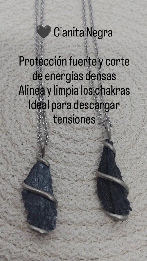 Producto - Cianita Negra