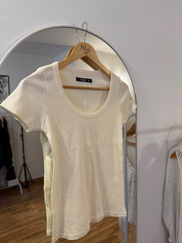 Producto - Remera Natural Mikah St Marie Morley