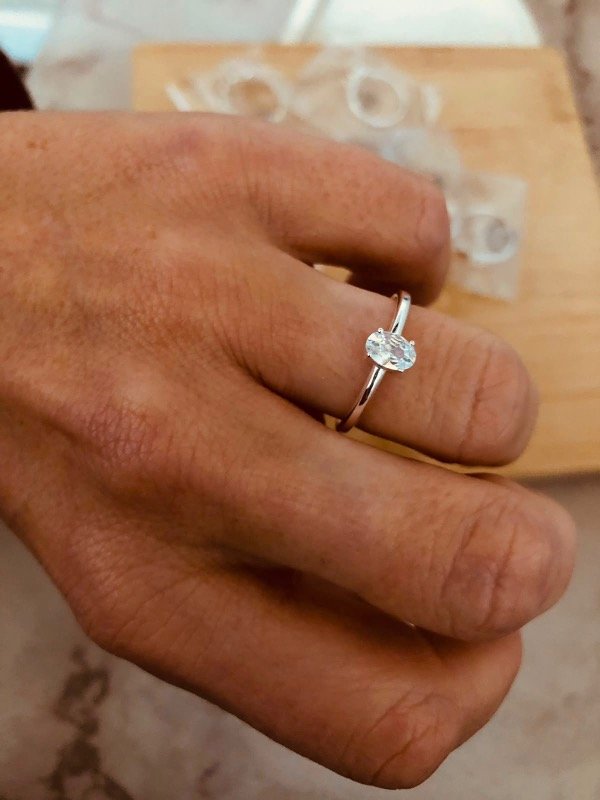 Producto - Anillo cintillo clásico micropave Plata 925