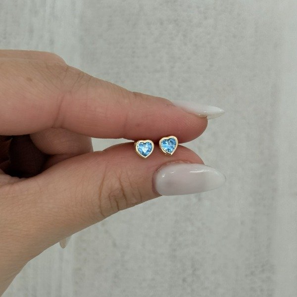 Producto - Aros abridores corazón cubics celeste
