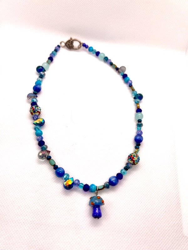 Producto - Collar azul bosque azul