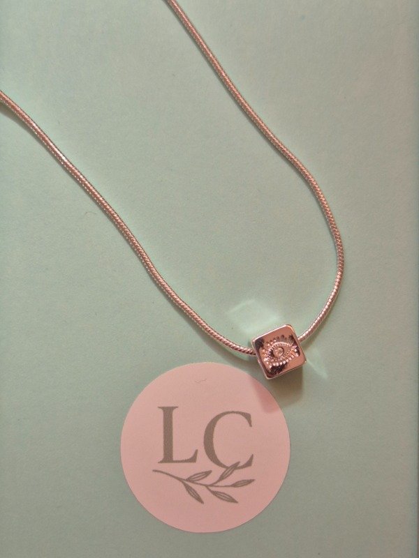 Producto - Collar dije cuadrado ojito 35cm