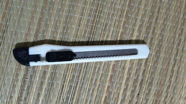 Producto - Cutter basico blanco
