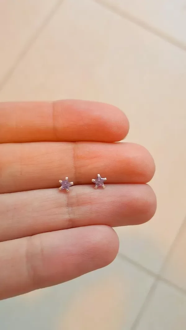 Producto - Aros de Plata Estrellas Violetas Shine 4mm (por par)
