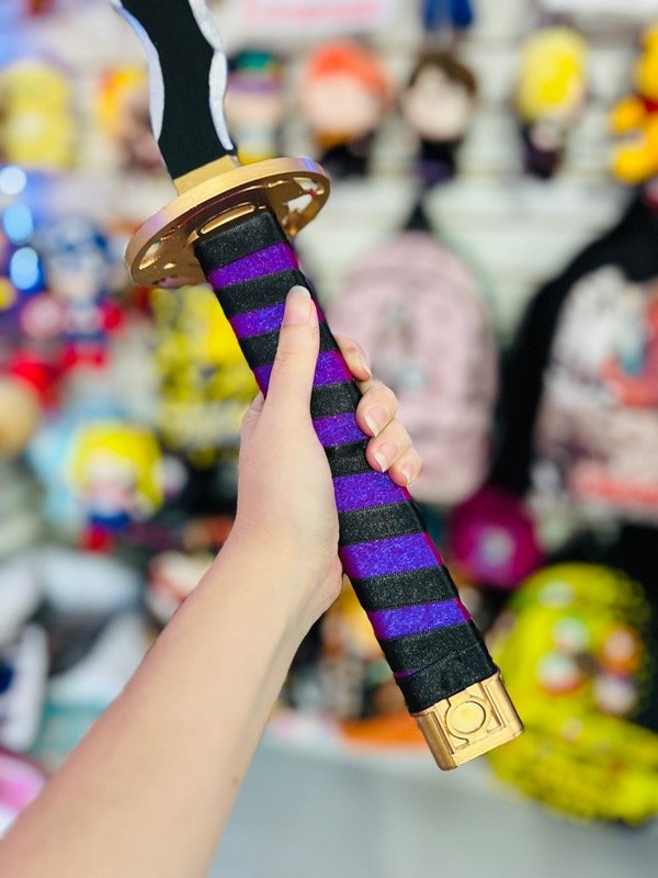 Producto - Katana Iguro Obanai