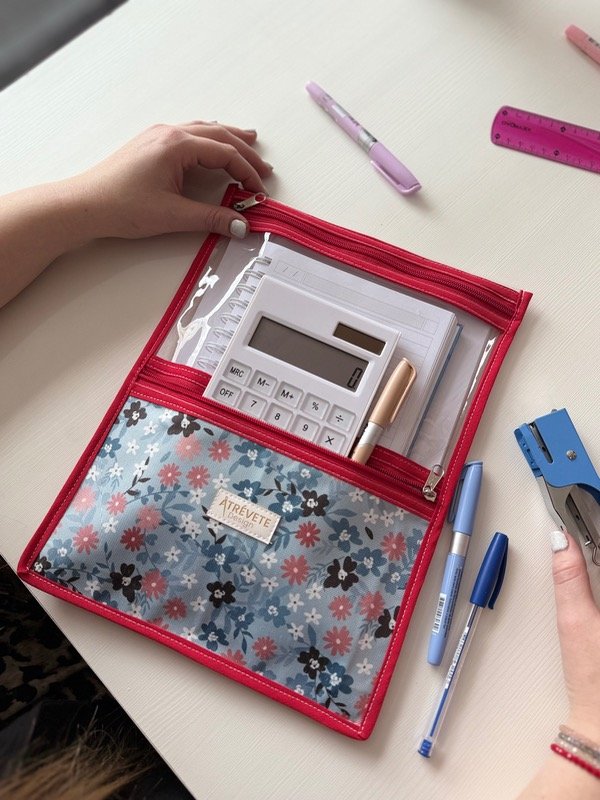 Producto - Folio A4 - Florcitas mini rojas