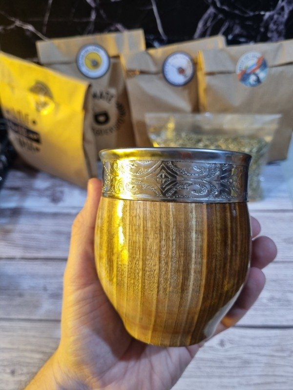 Producto - Mate Imperial de Algarrobo Laqueado con Virola de Alpaca - 1