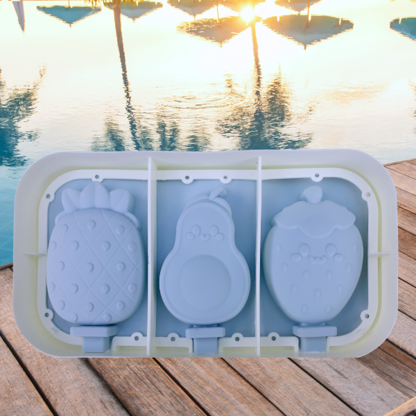 Producto - Molde de silicona con tapa para helados Frutas x 3