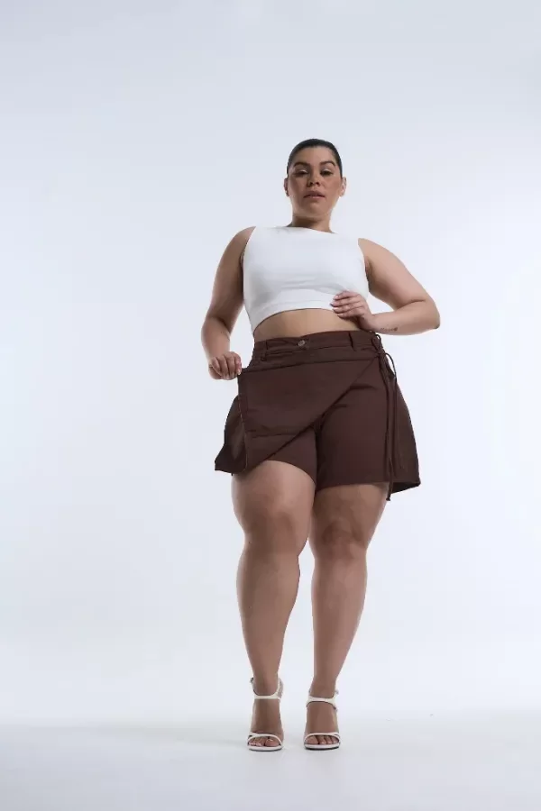 Producto - SHORT POLLERA CHOCOLATE - RÍGIDO