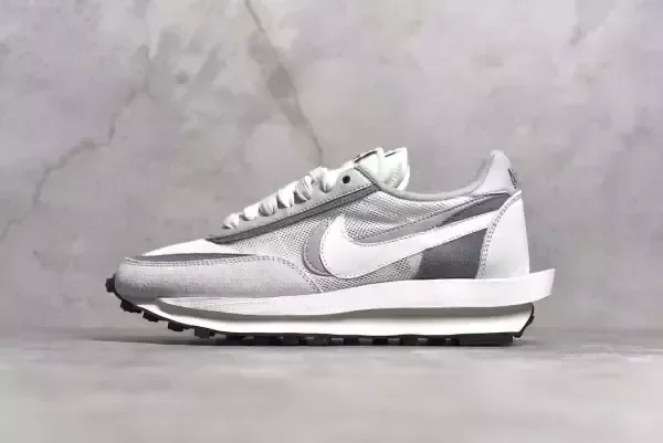 Producto - Nike Sacai Waffle - 4