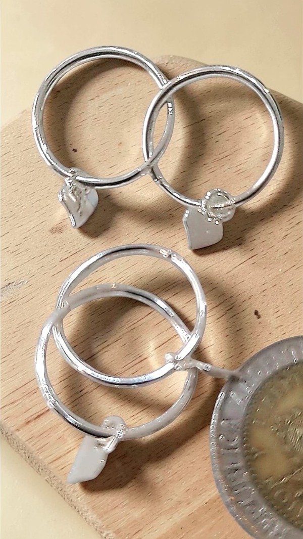 Producto - Argolla de Plata 925 fina (1,5 cm diametro) dije corazon