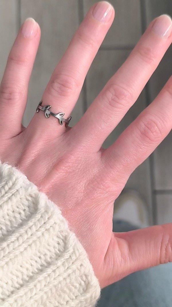 Producto - Anillo hojas