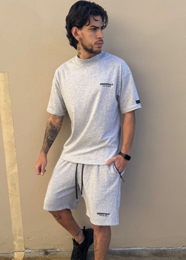 Producto - Conjunto Essentials Fear Of God Gris - 1