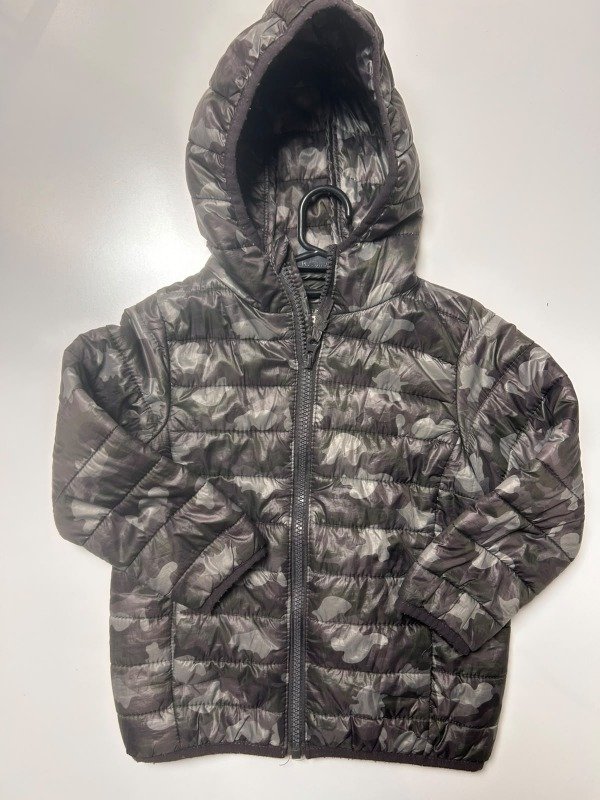 Producto - Campera inflable camuflada con capucha CHK - 1