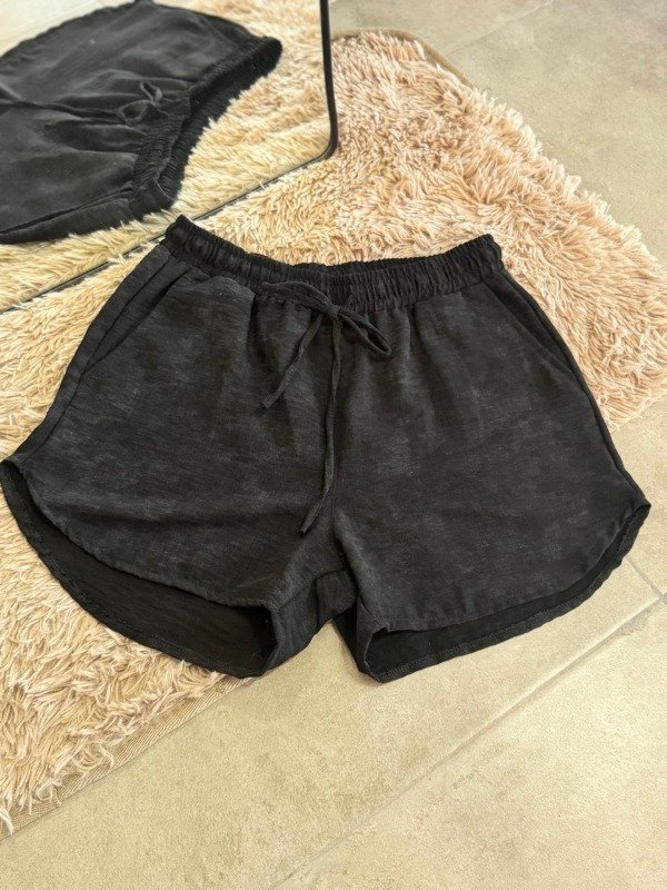 Producto - SHORT LINO NEGRO BATIK