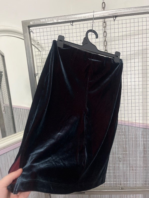 Producto - Pollera de terciopelo talle 1