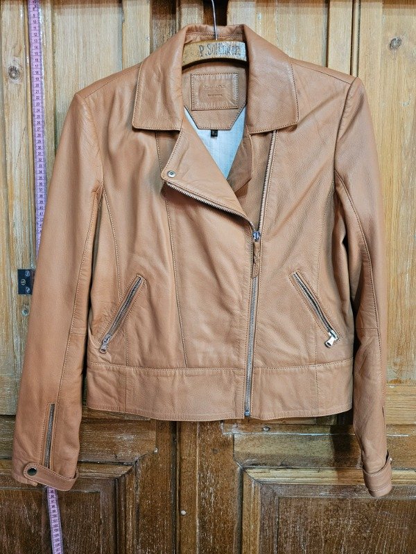Producto - Campera de cuero Massimo Dutti Suela t.L