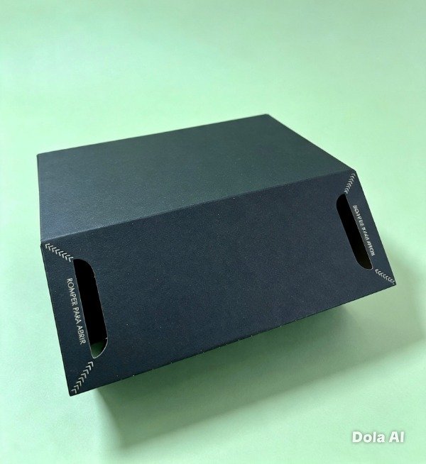 Producto - CAJA NEGRO OPACO -COD.1303 medida13x8x21 con evidencia de apertura - 2