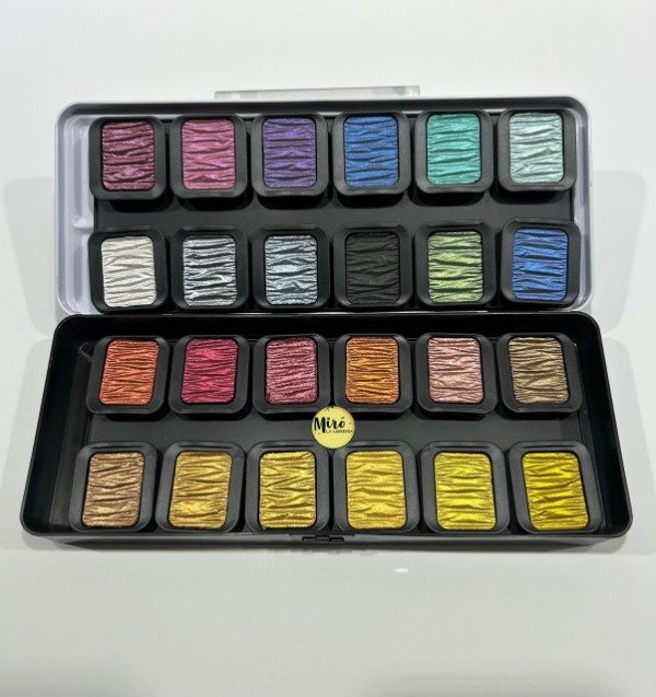 Producto - Set de acuarelas Finetec perladas x24 unidades