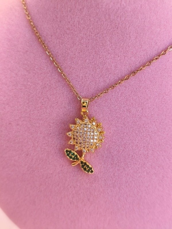 Producto - Collar Shrek Flor con tallo - 2