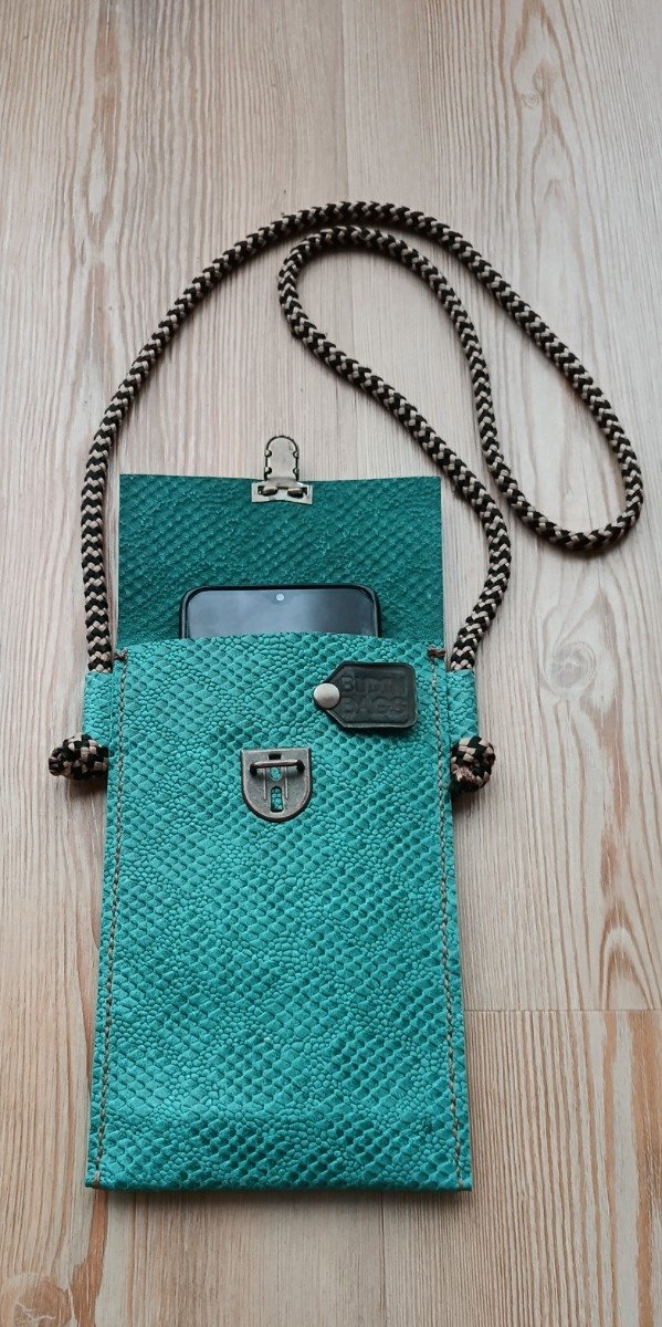 Producto - CELU VA verde - 1