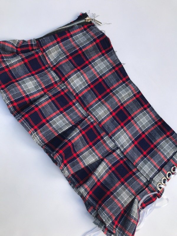 Producto - Pleated skirt cuadrille con ojalillos - 2