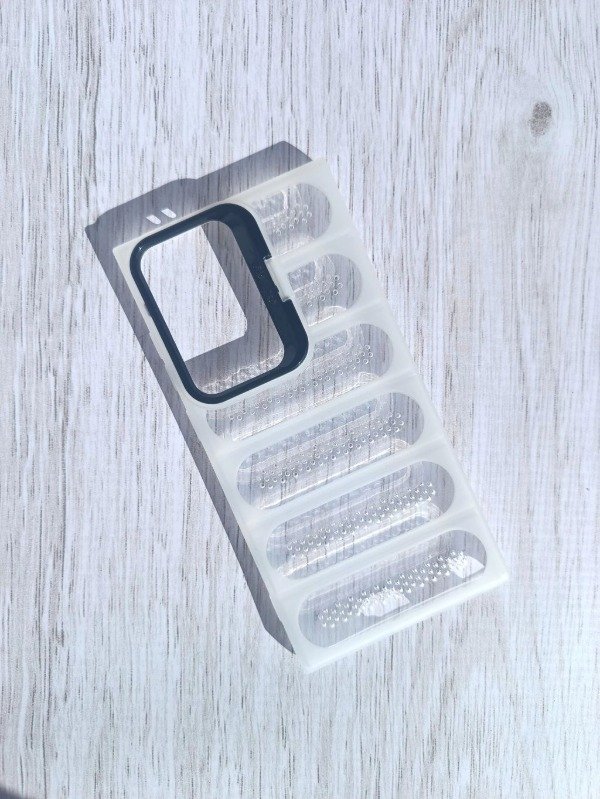 Producto - G15 Funda puffer con ventanita transparente