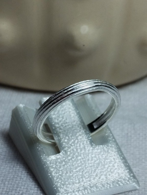 Producto - Anillo lineas