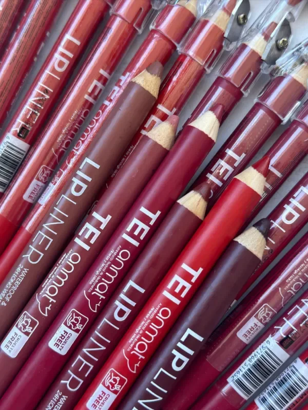 Producto - Delineador de labios Tei con sacapunta