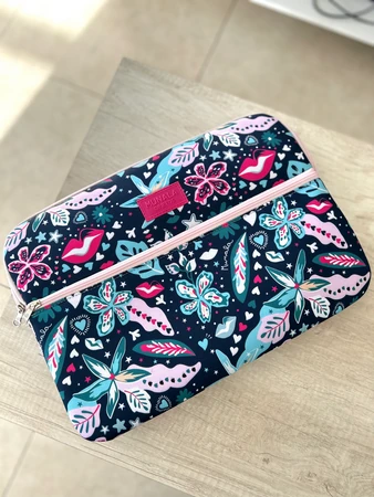 Producto - Funda notebook menta bolsillo con cierre