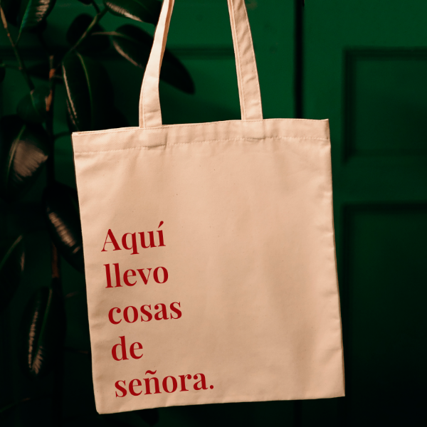 Producto - Tote Bag Aquí llevo cosas de señora