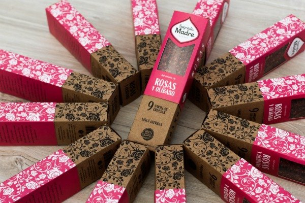 Producto - Sahumerio Sagrada Madre Línea Hierbas y Flores - Rosas y Olíbano