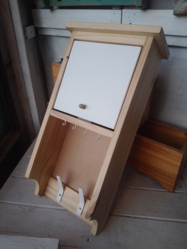 Producto - Perchero, porta llaves organizador. De pared. Nórdico
