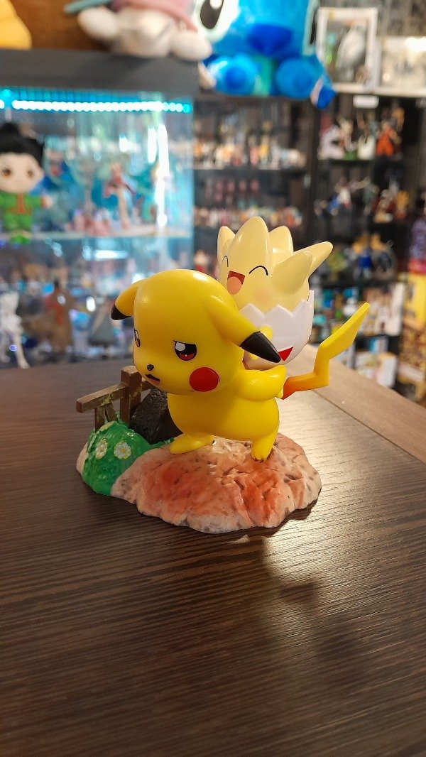 Producto - Figura de Pokemon - Pikachu y Togepi
