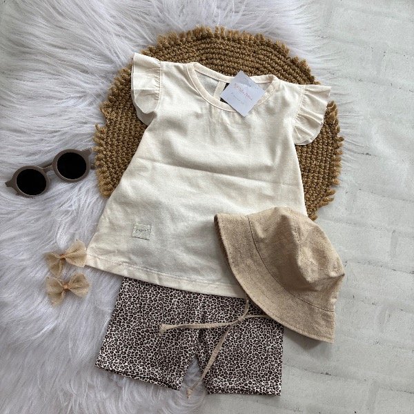 Remera beige básica hasta 4 años — imagen 2