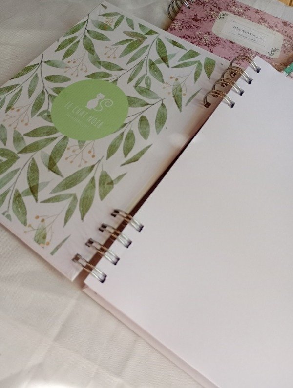 Producto - SketchBook A5 Totoro anillado - 3