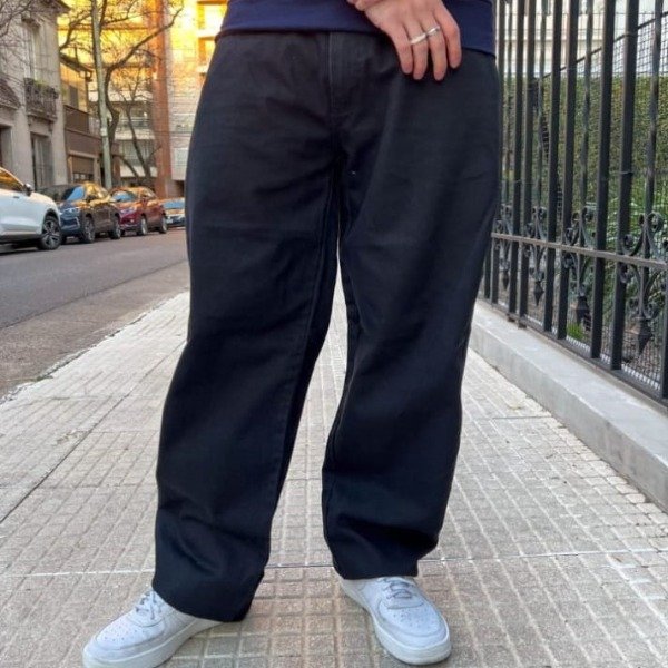 Producto - 52 - JEAN HOMBRE BAGGY NEGRO