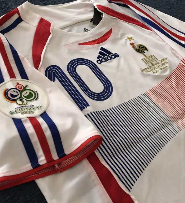 Producto - CAMISETA FRANCIA IMPORTADA ALTERNATIVA RETRO 2006 #10 ZIDANE - 4