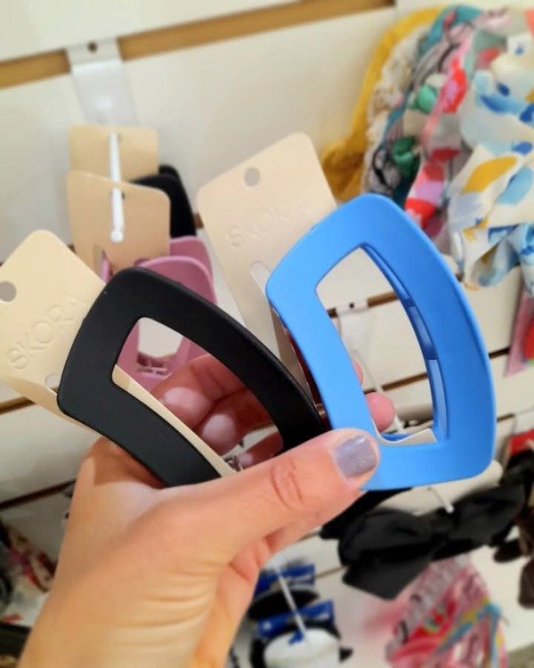Producto - Broche SKORA